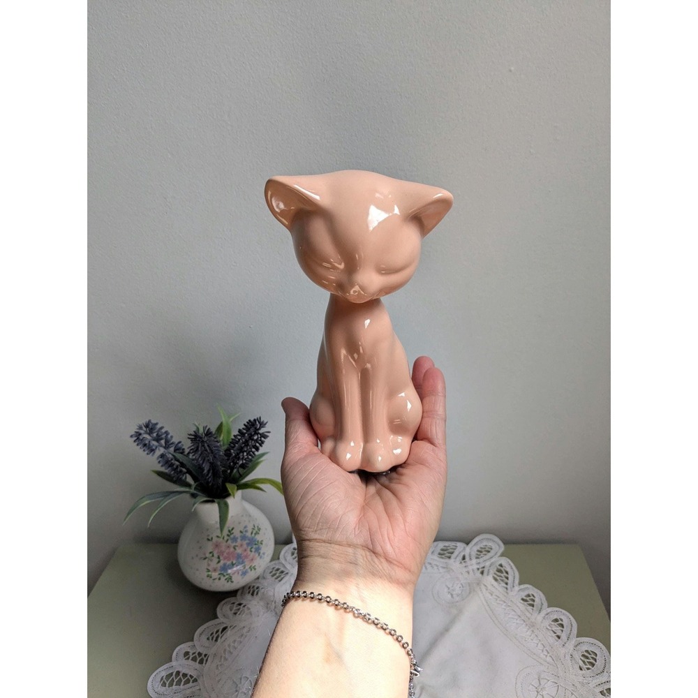 Vintage Pink‎ Ceramic Cat Figurine, Minimalist Kitty Statue, Pastel Cat Decor